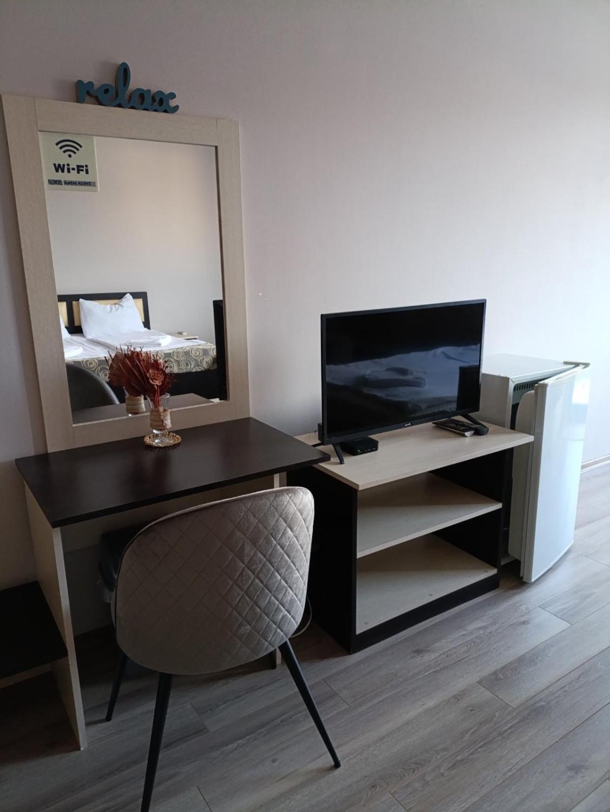 Alexander Hotel Asenovgrad Exterior photo