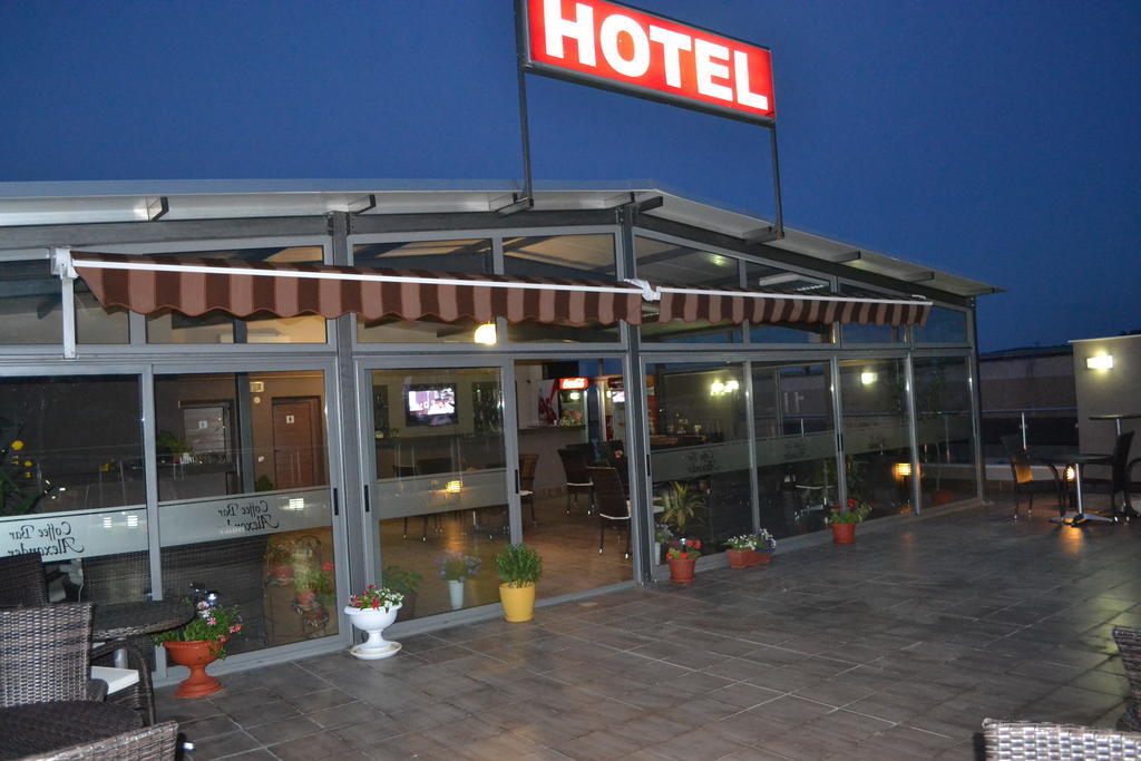 Alexander Hotel Asenovgrad Exterior photo