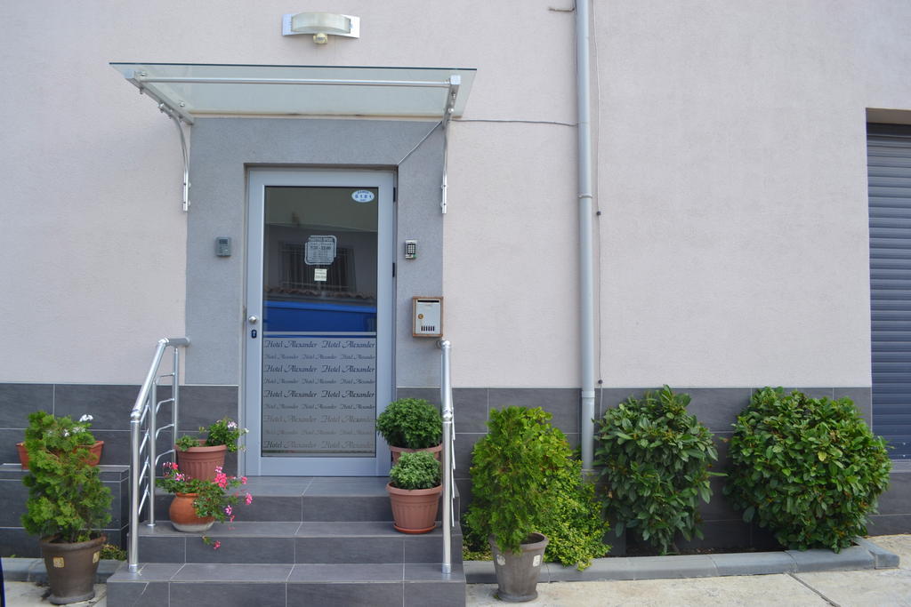 Alexander Hotel Asenovgrad Exterior photo